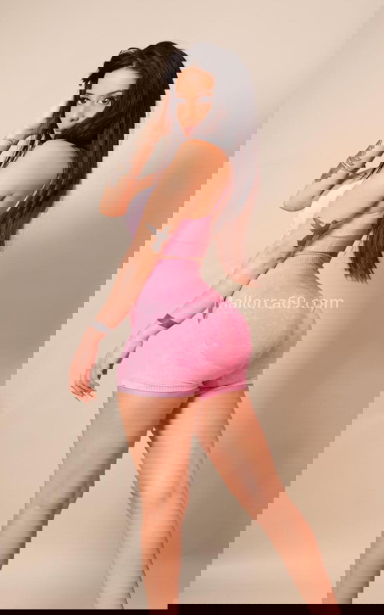 Tiffany, joven argentina. 623474034. Citas en MALLORCA, MALLORCA. www.mallorca69.com.