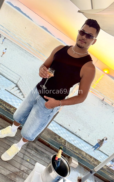 César, brasileiro . 672881651. Citas en MALLORCA, MALLORCA. www.mallorca69.com.