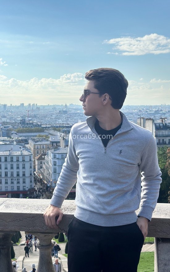 Gabriel, presencia y buena energía. 624320793. Citas en MALLORCA, MALLORCA. www.mallorca69.com. Gabriel, presencia y buena energía. 624320793. Citas en MALLORCA, MALLORCA. www.mallorca69.com.